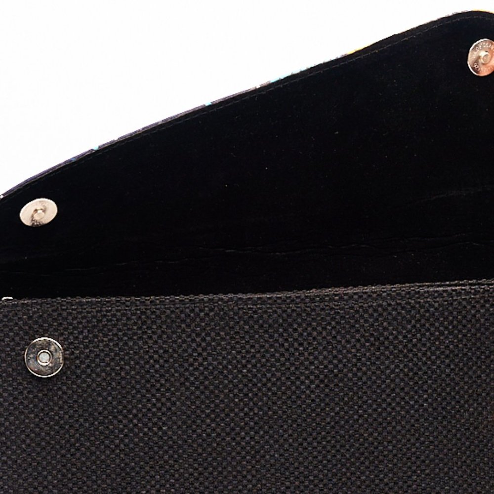 AyoMi Signature Clutch - Picture 5 of 5